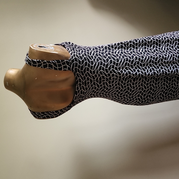 Vintage woman's dress - Picture 6 of 8